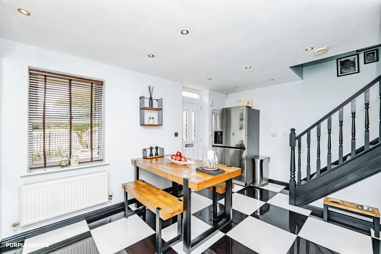 Longacres, Bridgend, CF31, photo 5