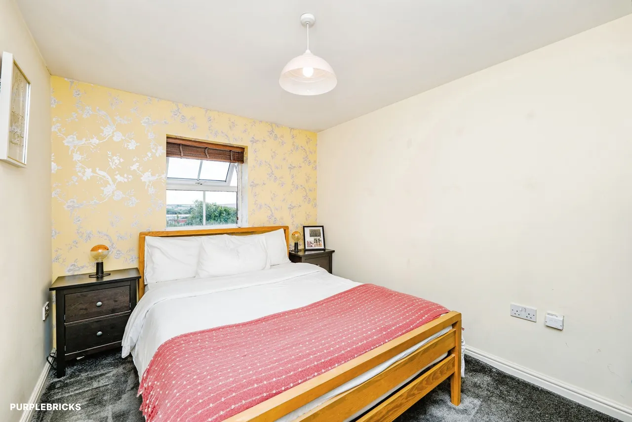 Longacres, Bridgend, CF31, photo 28