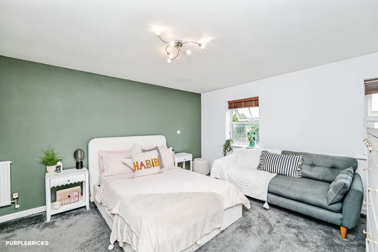 Longacres, Bridgend, CF31, photo 24