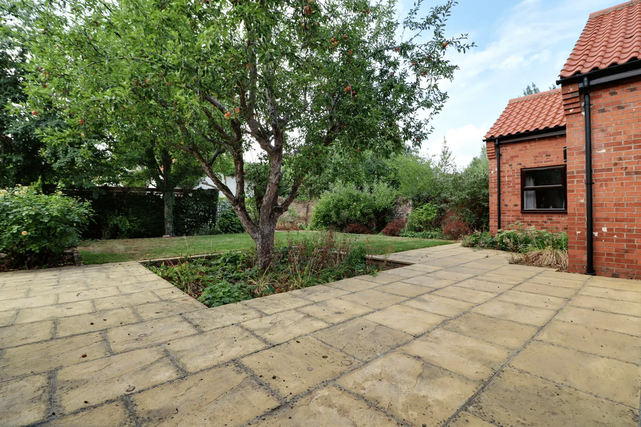 Church Street, Epworth, DN9, photo 27