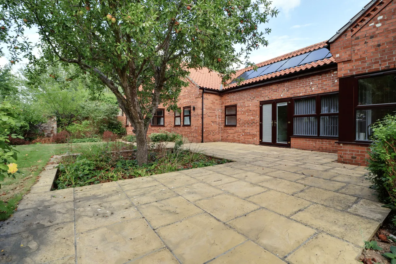 Church Street, Epworth, DN9, photo 28