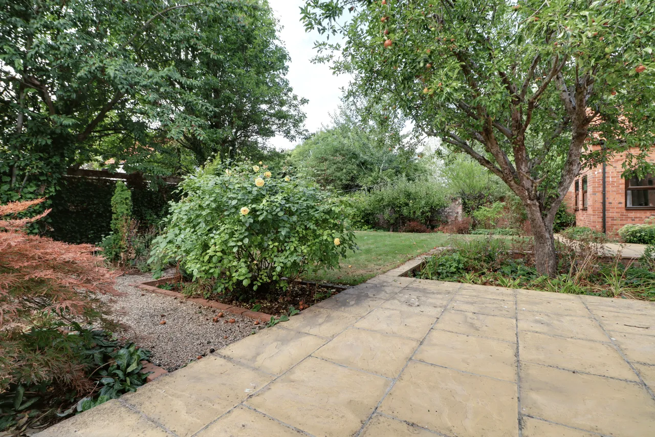 Church Street, Epworth, DN9, photo 26