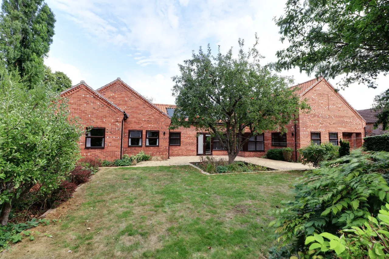 4 bed house for sale, Church Street, Epworth, DN9