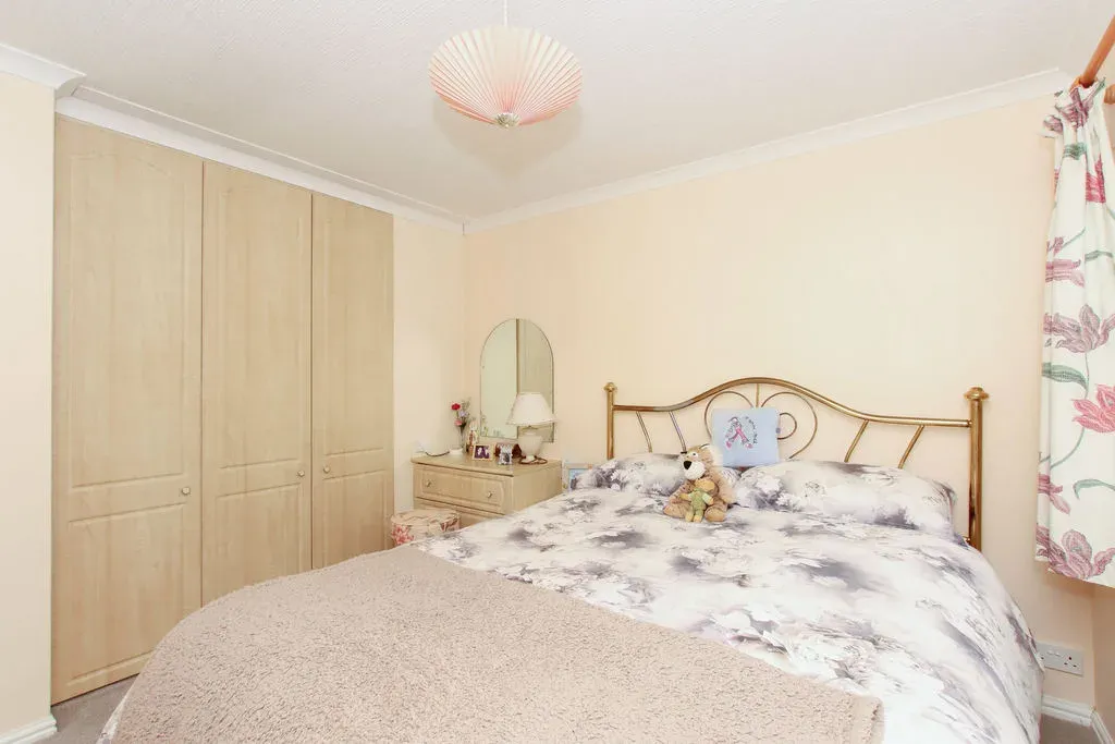 Chesham Road, Wigginton, Tring, Hertfordshire, HP23 6JF, photo 11