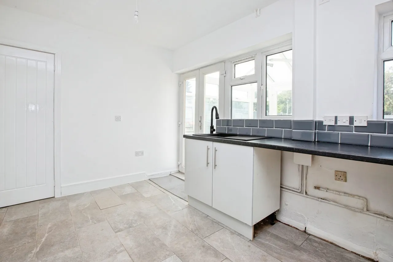 Alexandra Street, Kirkby-in-Ashfield, NG17, photo 6