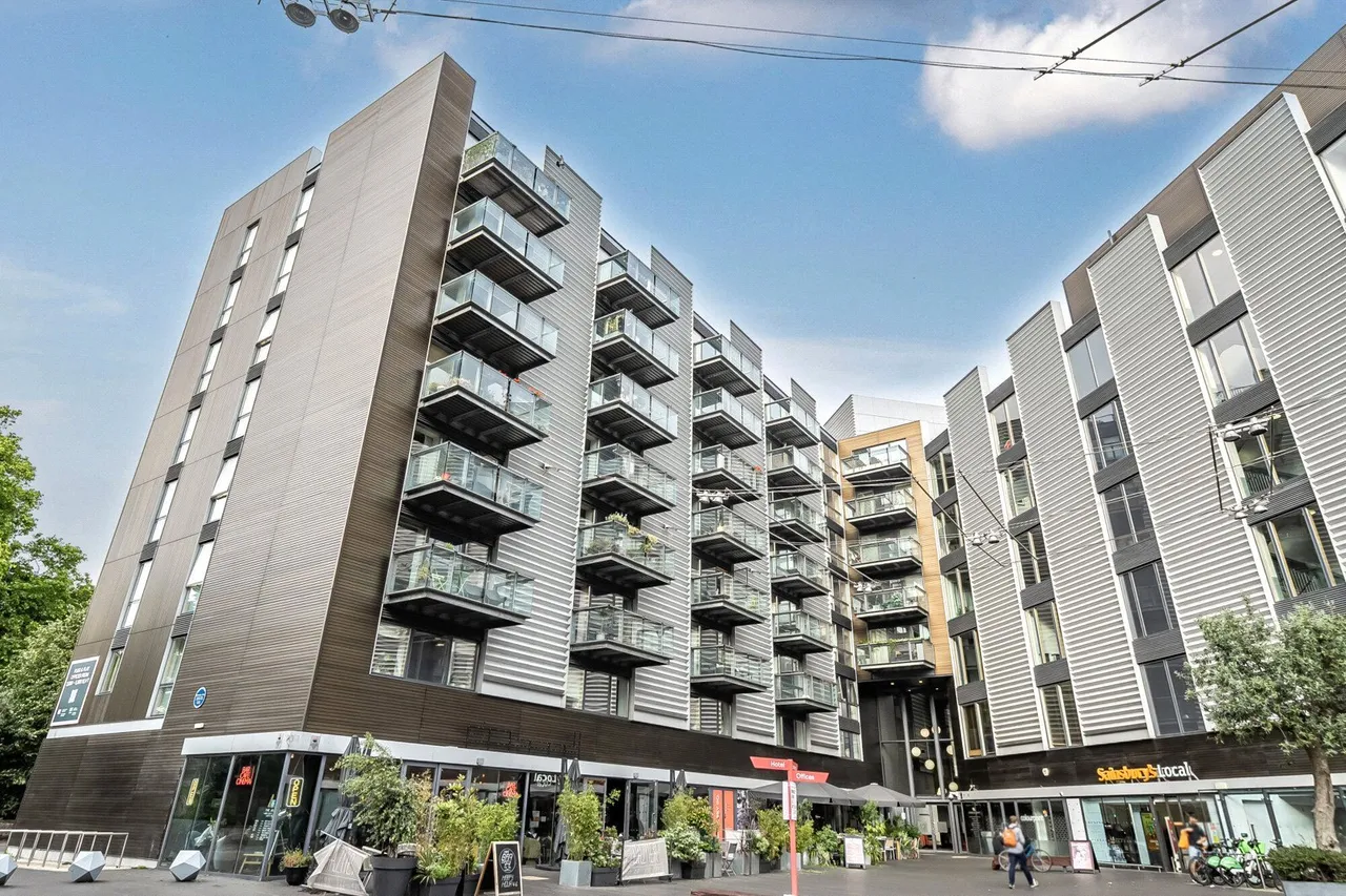 3 bed flat for sale — Bermondsey Square, SE1