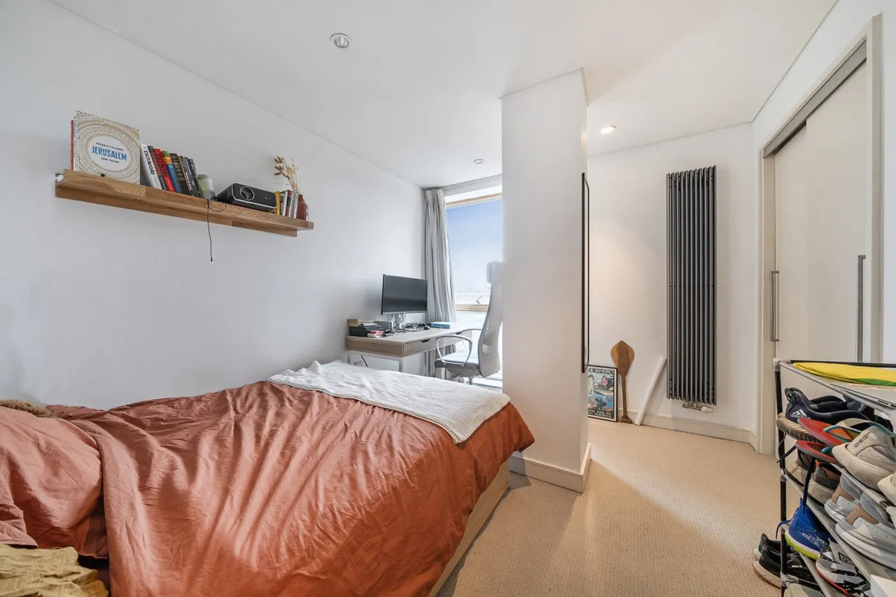 Bermondsey Square, SE1, photo 12