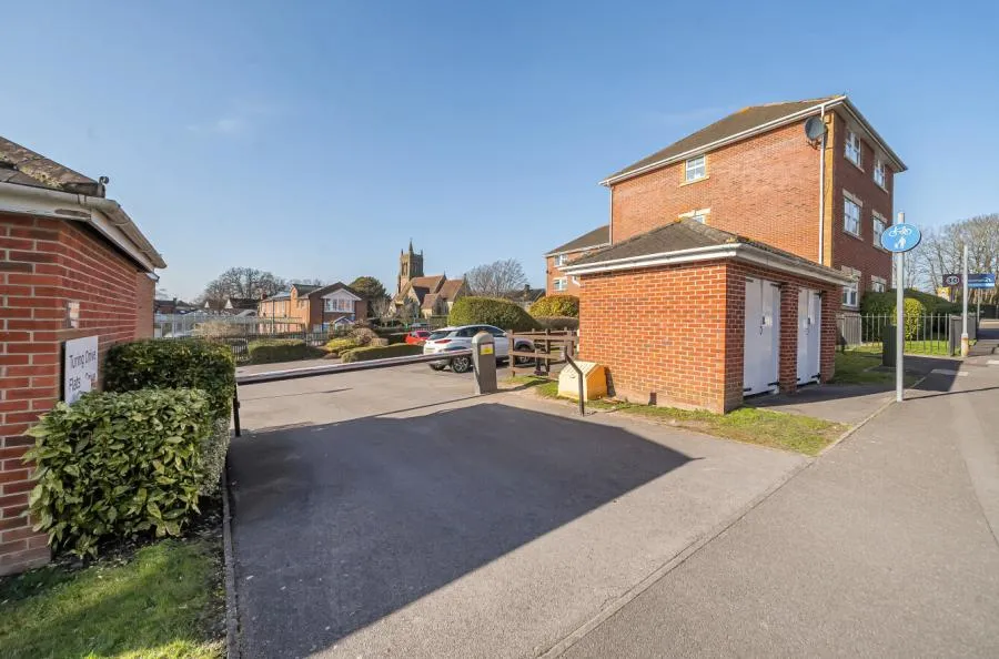 Turing Drive, Bracknell, RG12, photo 9