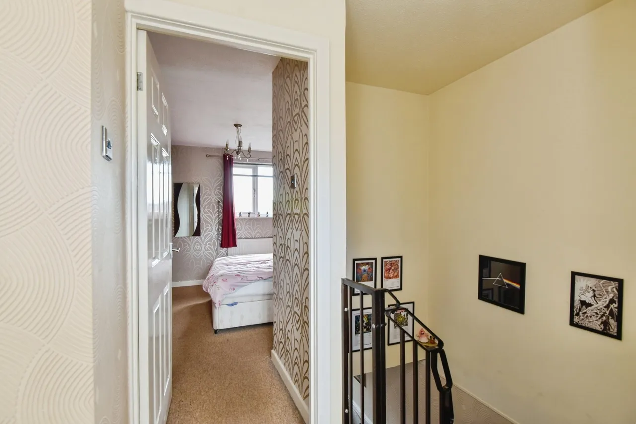 Wrenmere Close, Sandbach, CW11, photo 9
