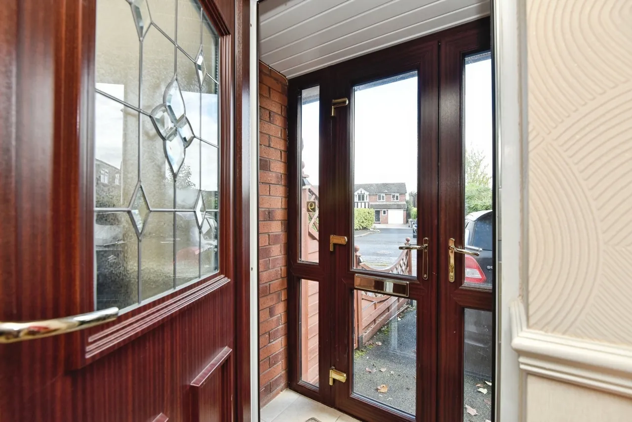 Wrenmere Close, Sandbach, CW11, photo 18