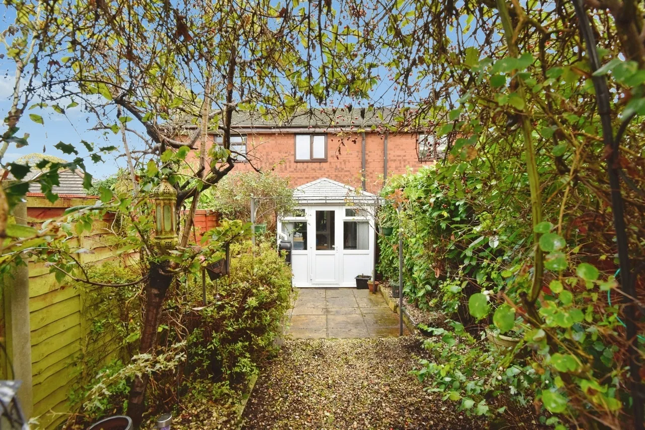 Wrenmere Close, Sandbach, CW11, photo 17