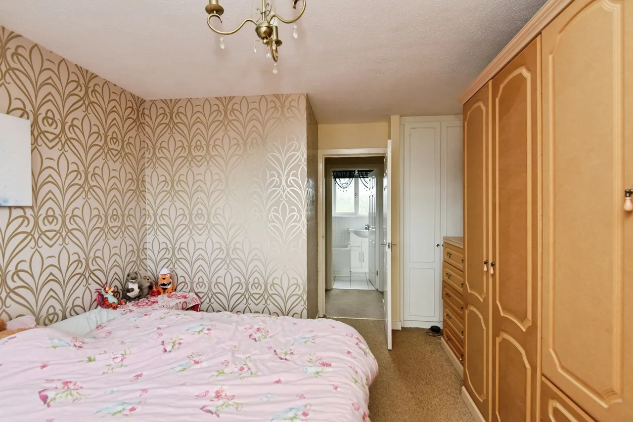 Wrenmere Close, Sandbach, CW11, photo 11