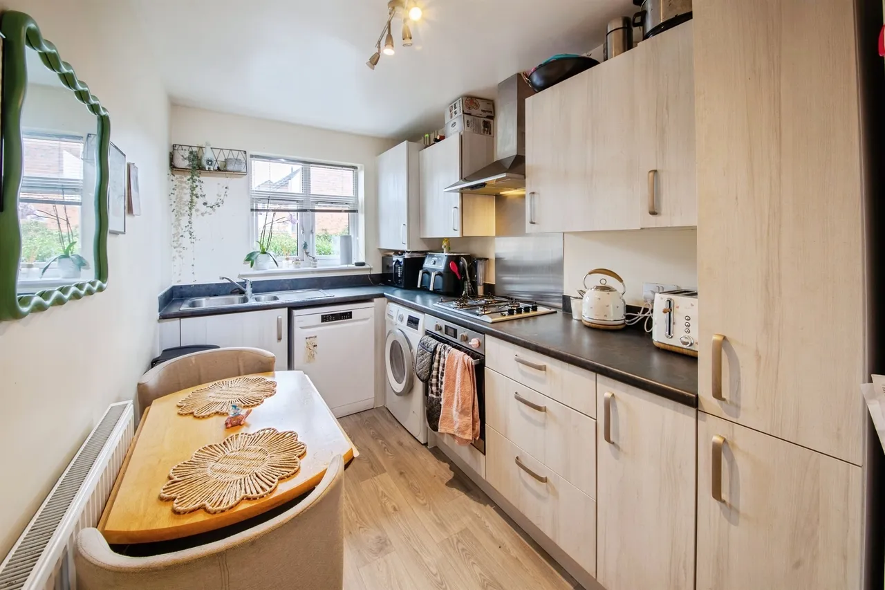 Maynard Close, Bagworth, LE67, photo 3