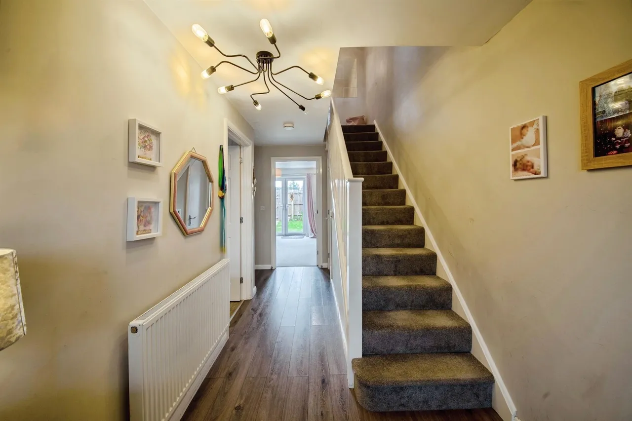 Maynard Close, Bagworth, LE67, photo 7
