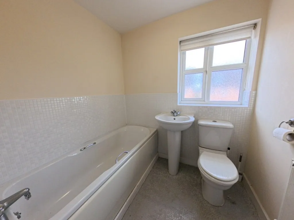Strutts Close, South Normanton, DE55, photo 8