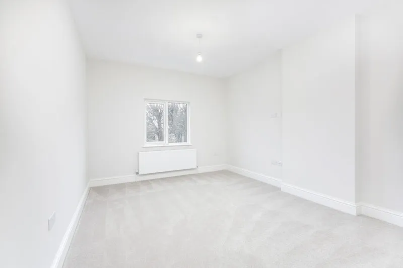 Smitham Downs Road, Purley CR8 4NH, photo 16