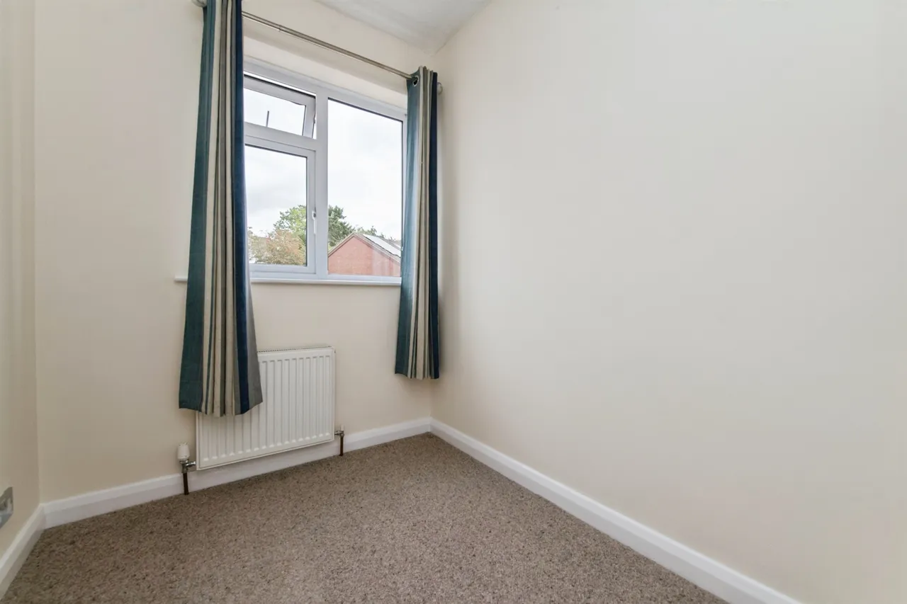 Gatehouse Close, Cullompton, EX15, photo 15