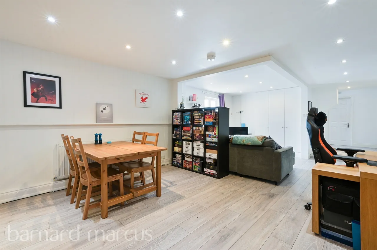 Barnett Wood Lane, Ashtead, KT21, photo 3