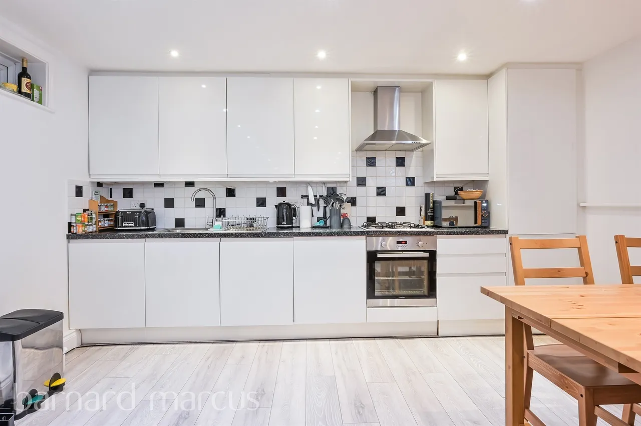 Barnett Wood Lane, Ashtead, KT21, photo 4