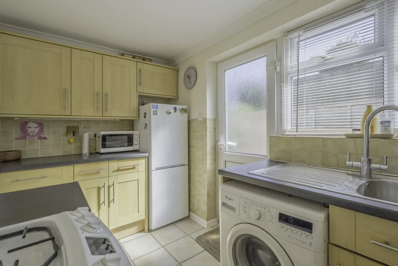 Meadow Way, South Cerney, GL7, photo 6