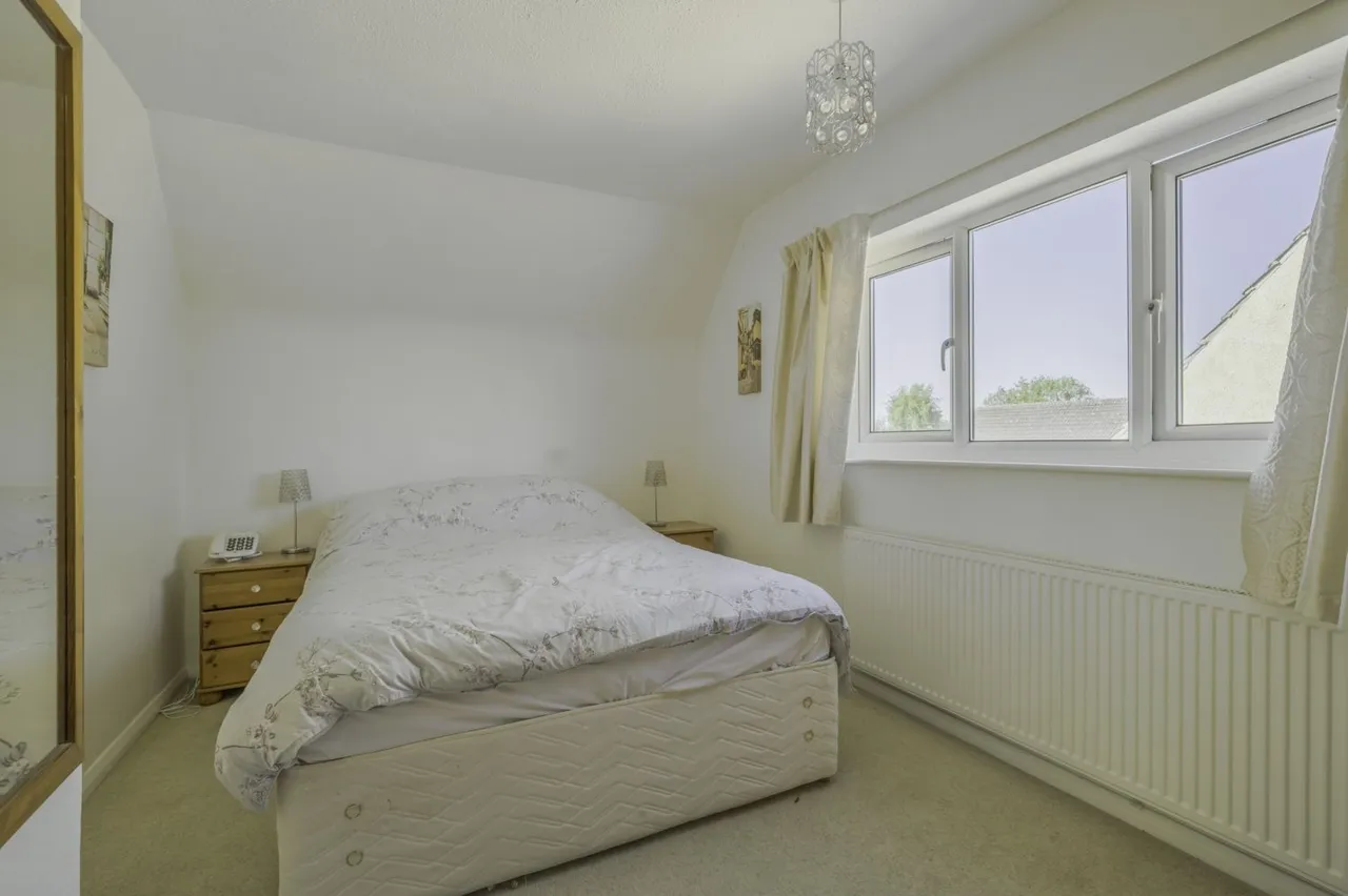 Meadow Way, South Cerney, GL7, photo 7