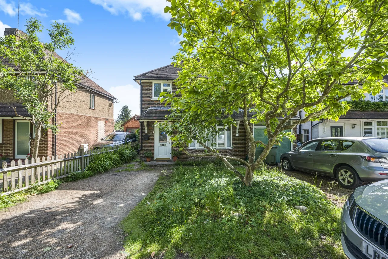 Oak Tree Close, Jacobs Well, GU4, photo 33