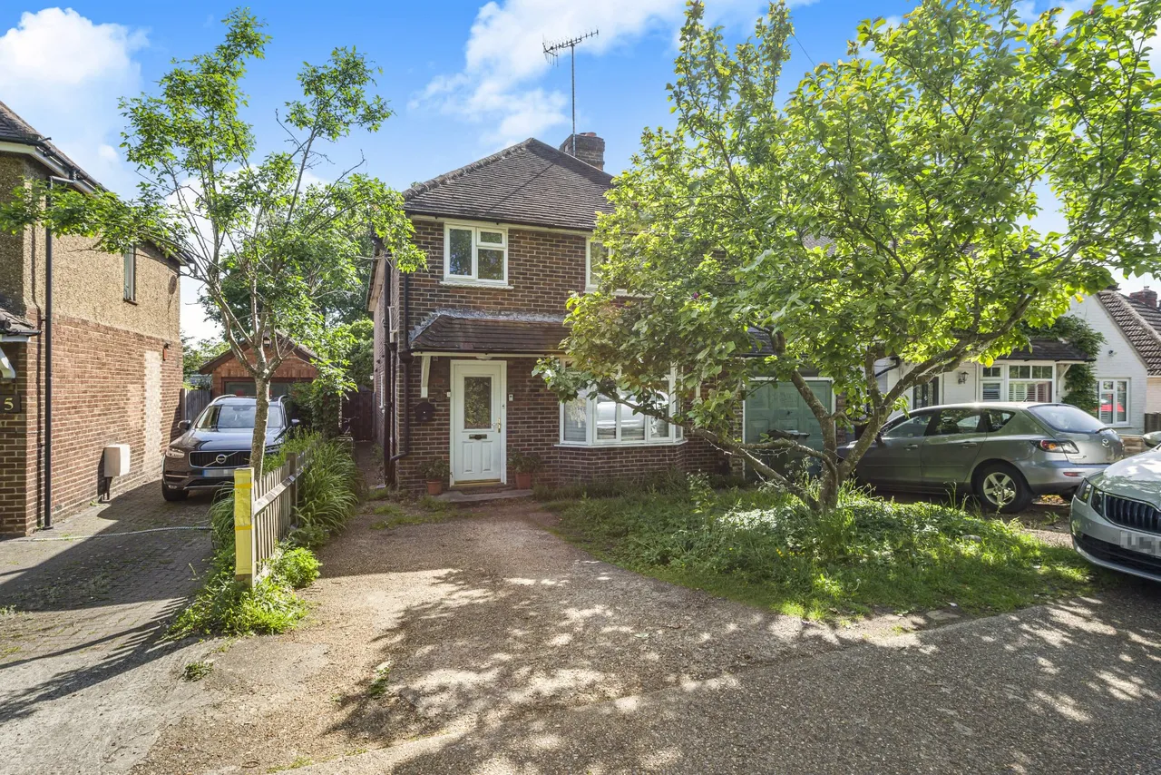 Oak Tree Close, Jacobs Well, GU4, photo 34