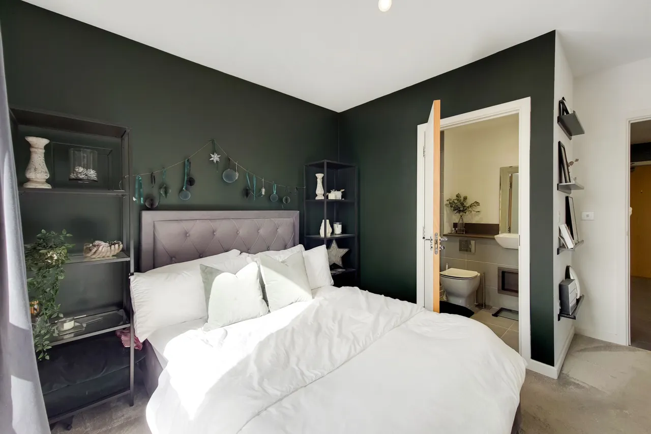 Flat 63, Woodlark Apartments, 1 Damsel Walk, London, photo 8