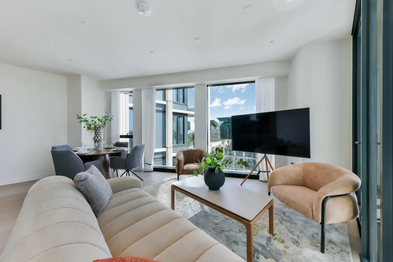 Nine Elms Lane, London, SW8, photo 4