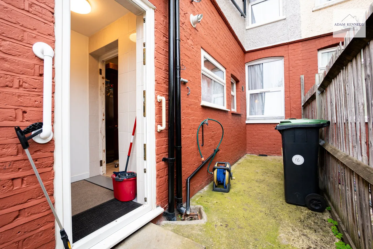 16 Junction Road, London, N9 7JU, photo 25