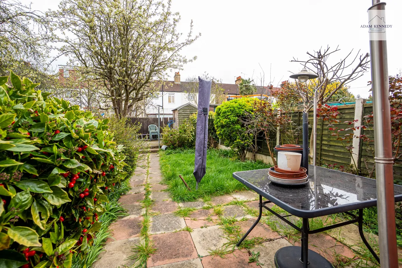 16 Junction Road, London, N9 7JU, photo 26