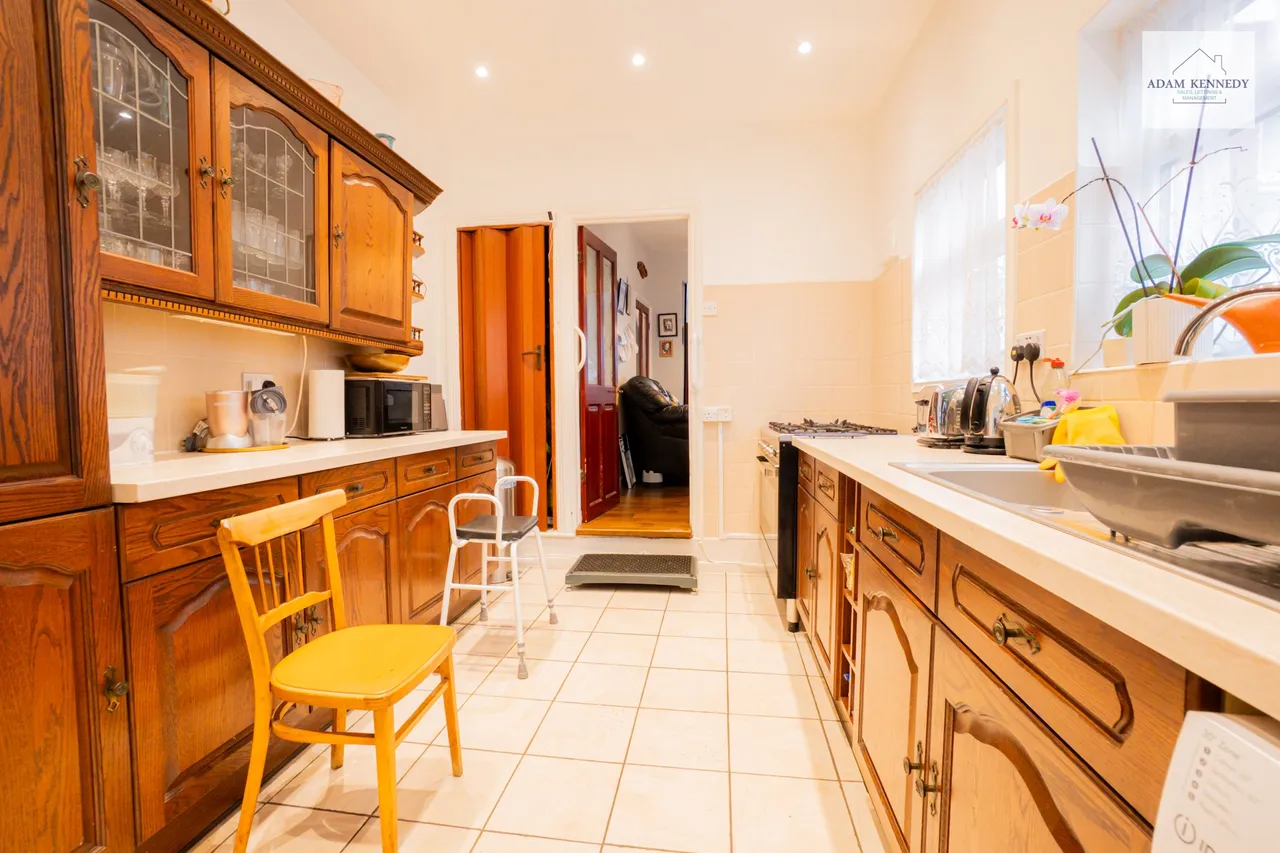 16 Junction Road, London, N9 7JU, photo 10