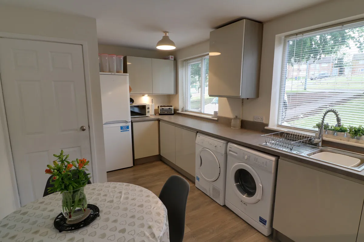 Crab Lane, Cannock, photo 6
