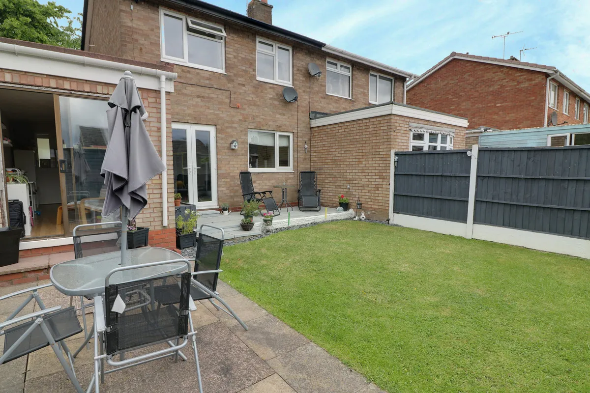 Crab Lane, Cannock, photo 12