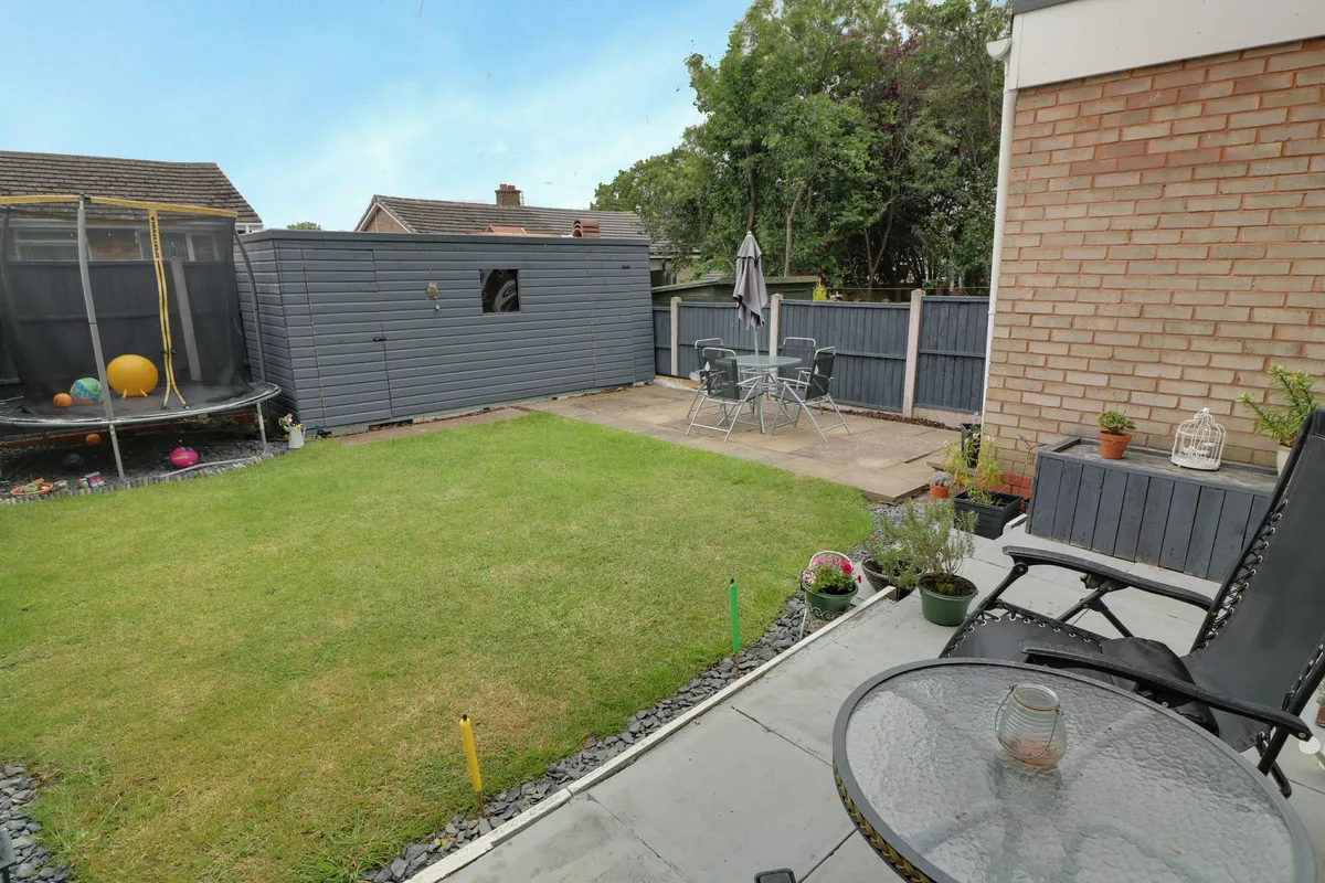 Crab Lane, Cannock, photo 13