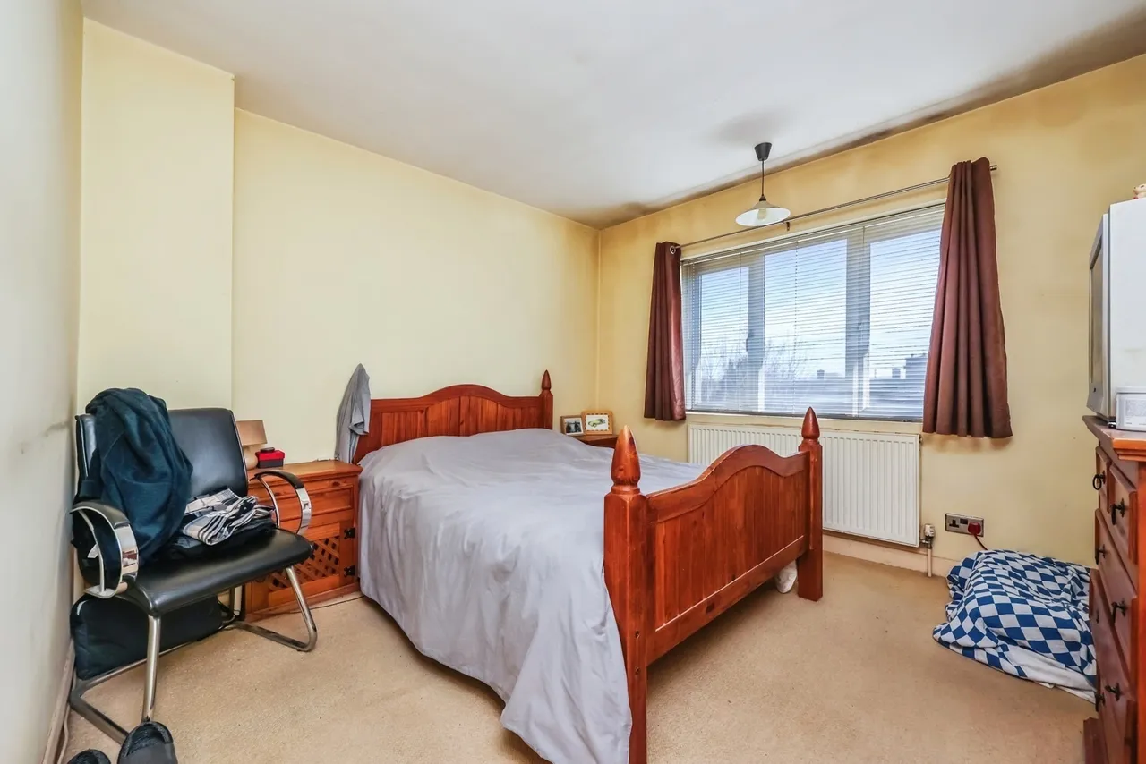 Haynes Close, Clifton, Nottingham, NG11, photo 9