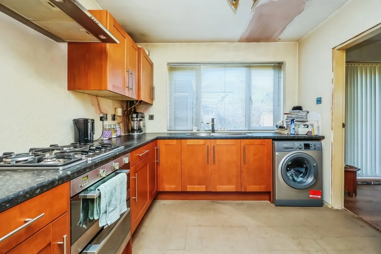 Haynes Close, Clifton, Nottingham, NG11, photo 6