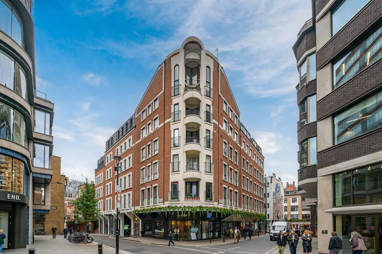 2 bed flat for sale — 1 Marshall House, 49 Marshall Street, London