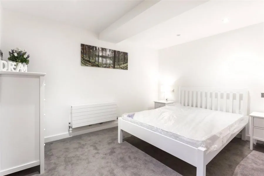 St. Leonards Road, Windsor, SL4, photo 10