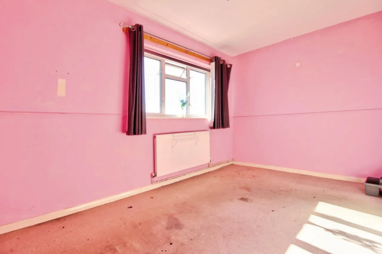 Hendon Gardens, Romford, RM5, photo 6