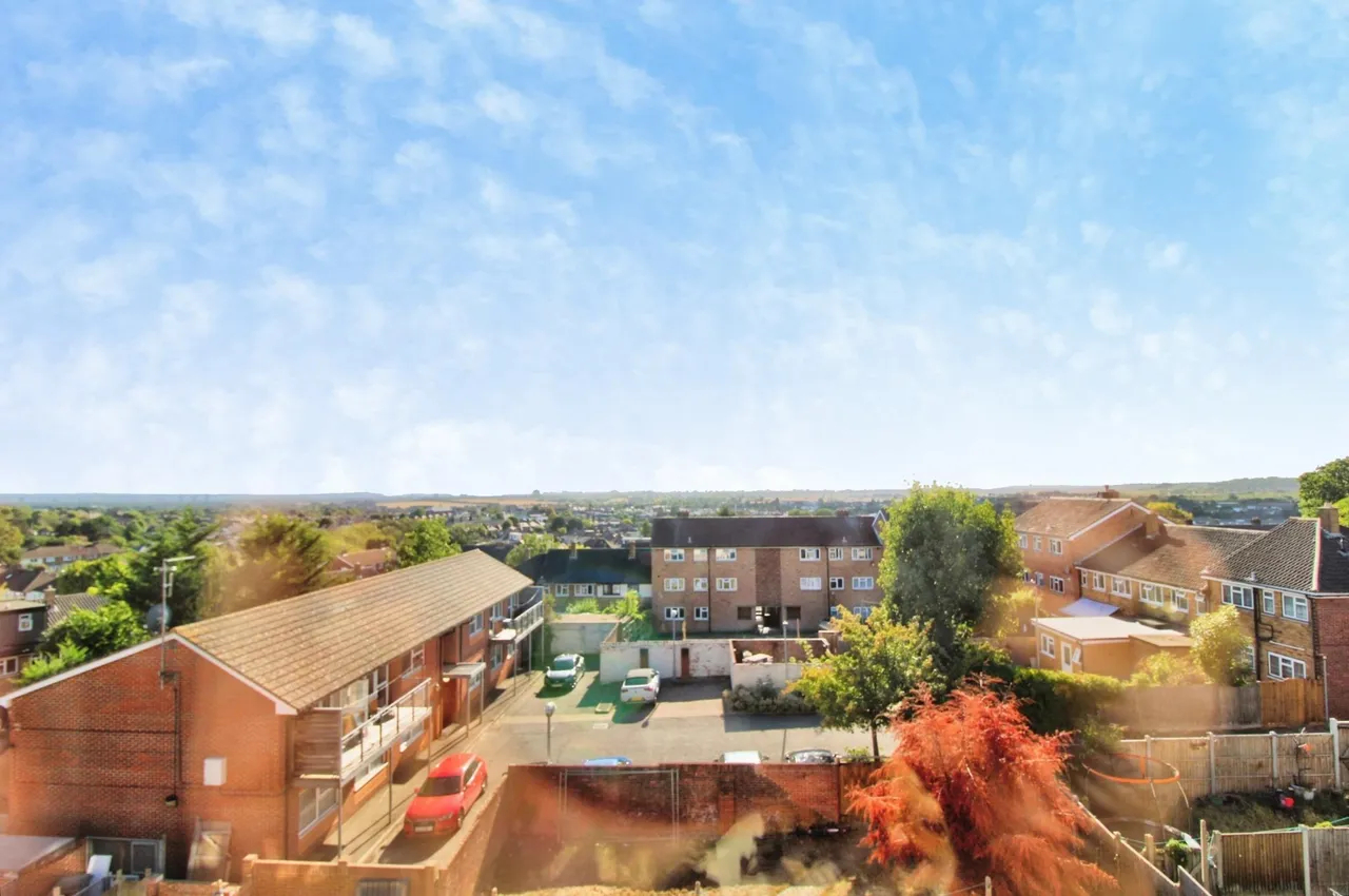 Hendon Gardens, Romford, RM5, photo 10
