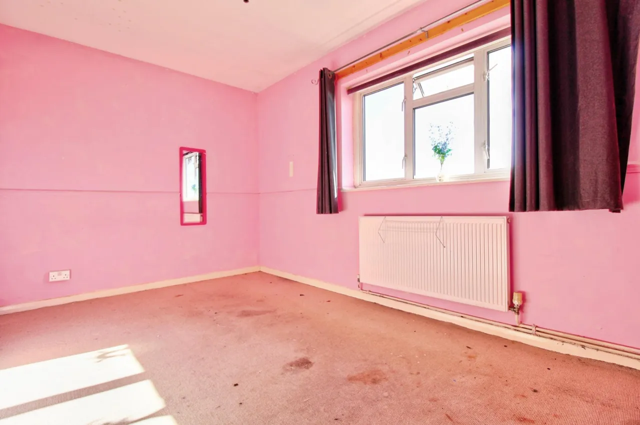 Hendon Gardens, Romford, RM5, photo 7