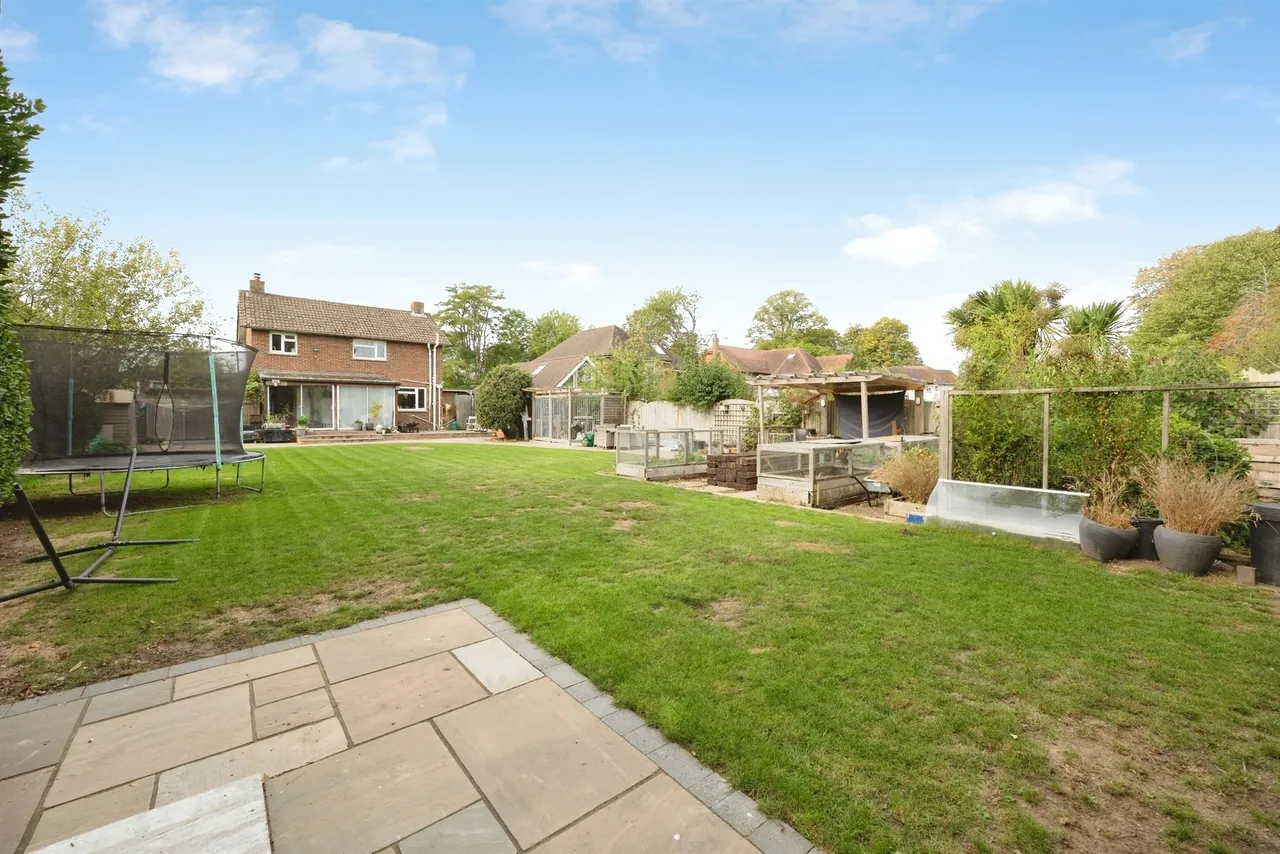 Singleton Road, Great Chart, TN23, photo 11