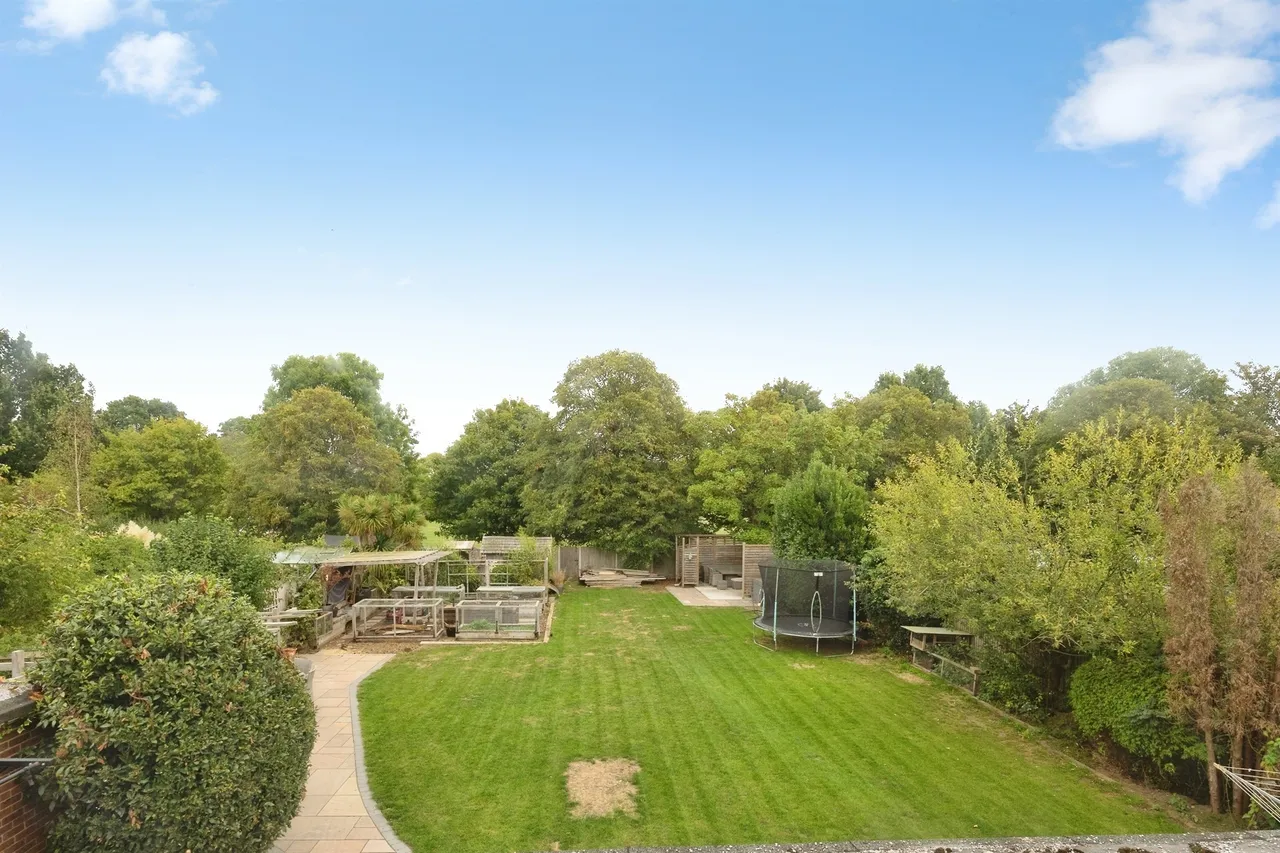Singleton Road, Great Chart, TN23, photo 12