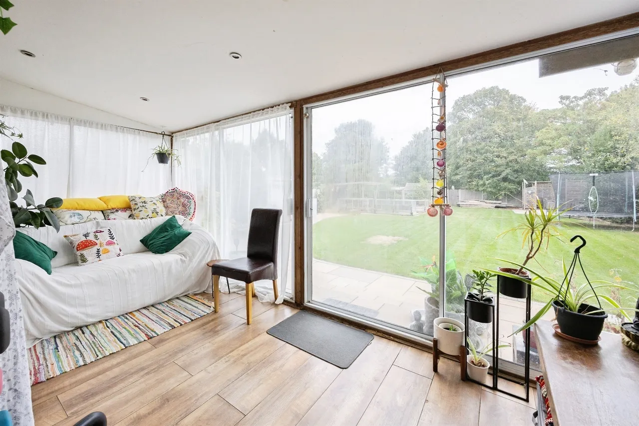 Singleton Road, Great Chart, TN23, photo 33
