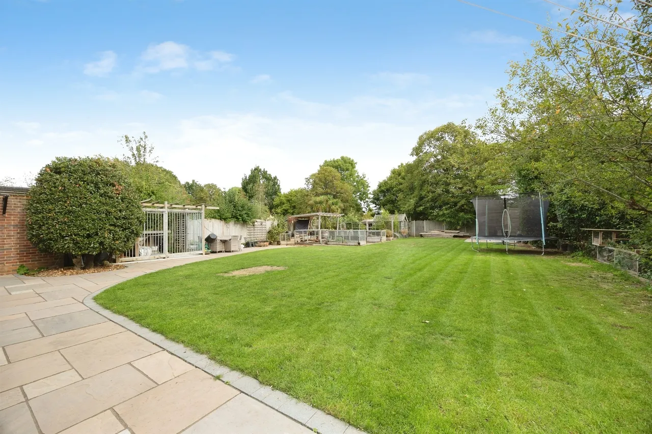 Singleton Road, Great Chart, TN23, photo 6
