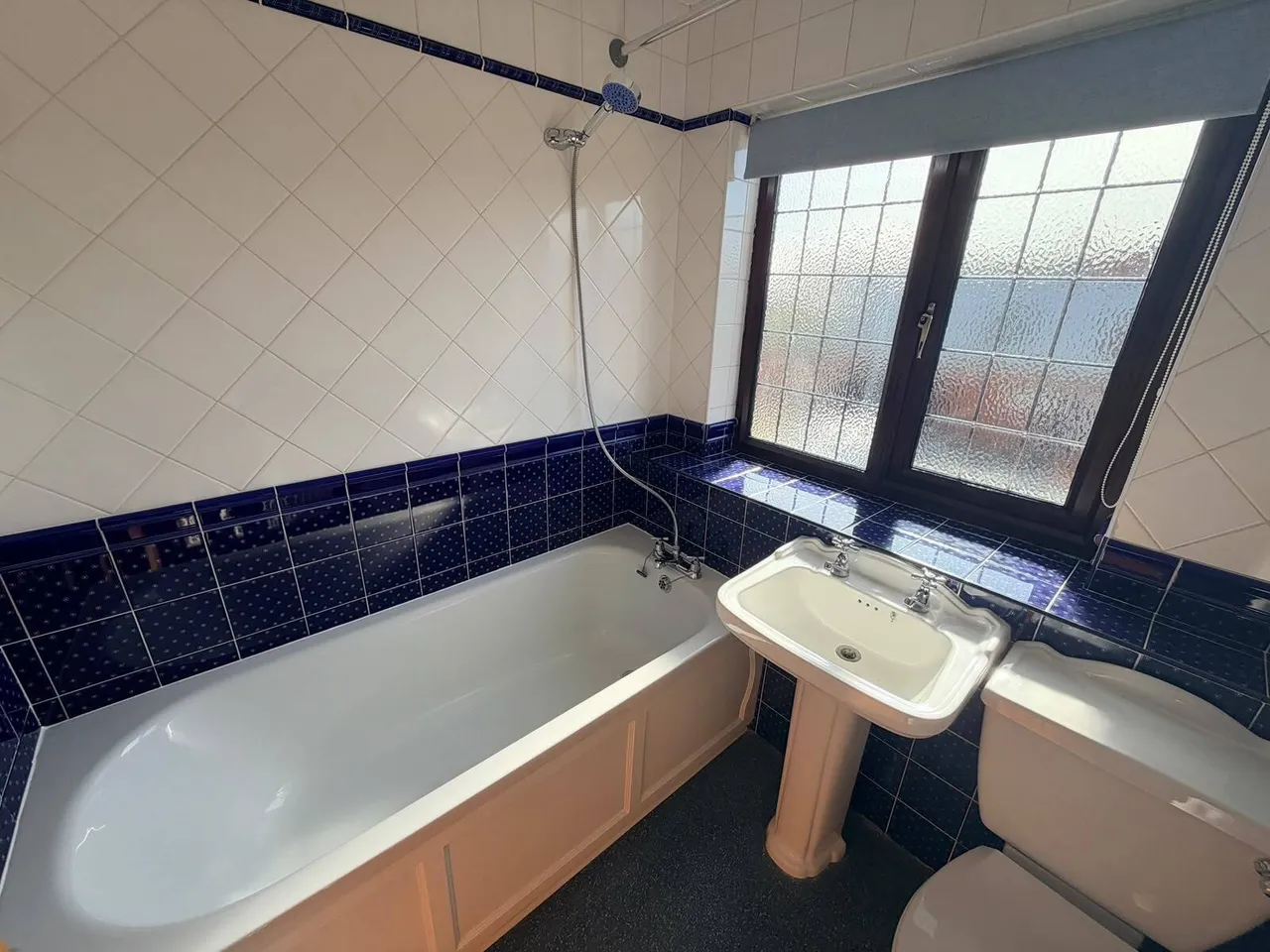 Vincent Lane, Chesterfield, S40, photo 6