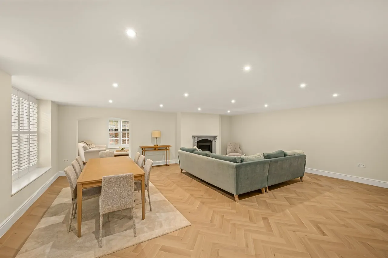 Prince of Wales Road, London, NW5, photo 2