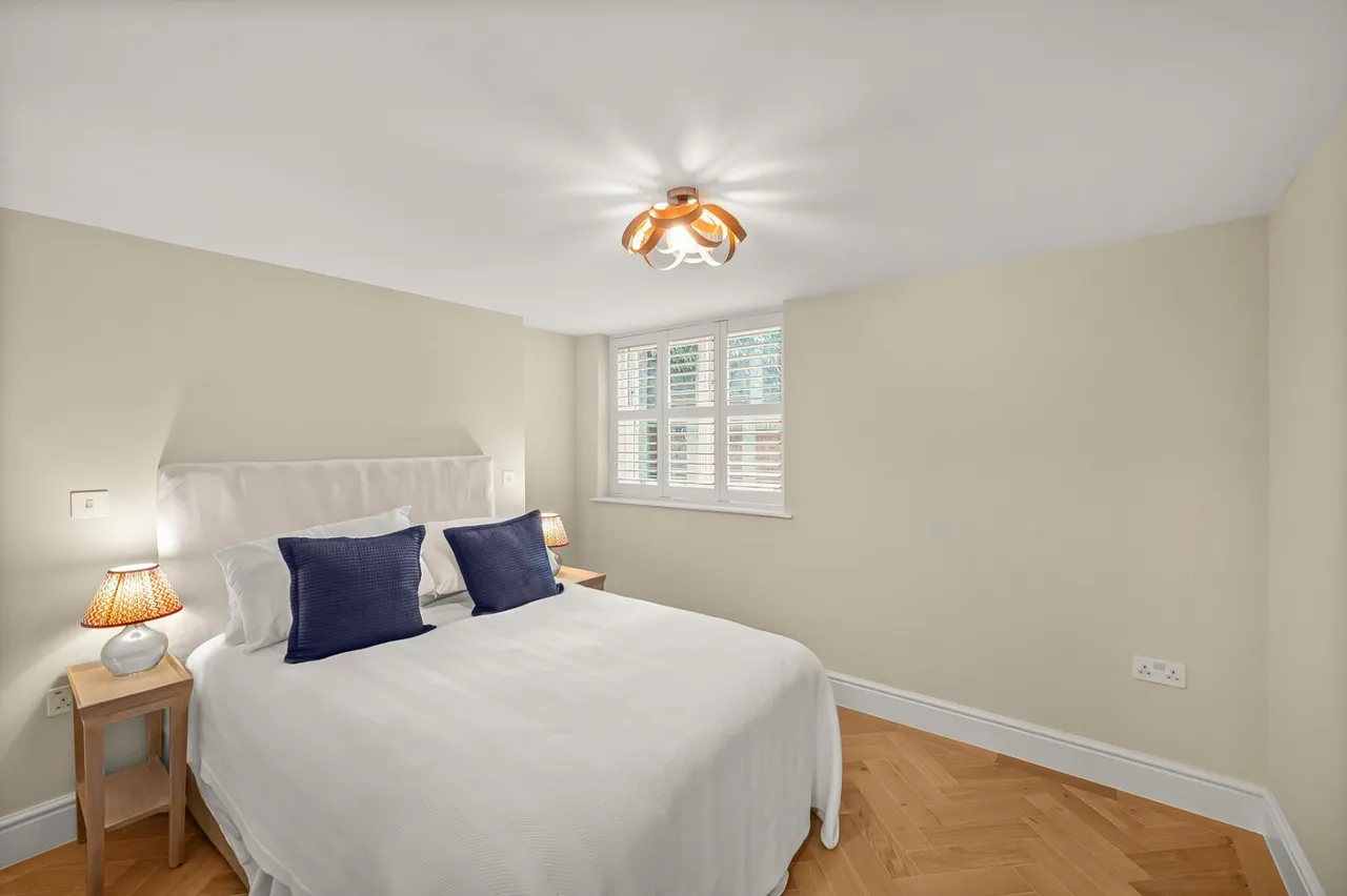 Prince of Wales Road, London, NW5, photo 8