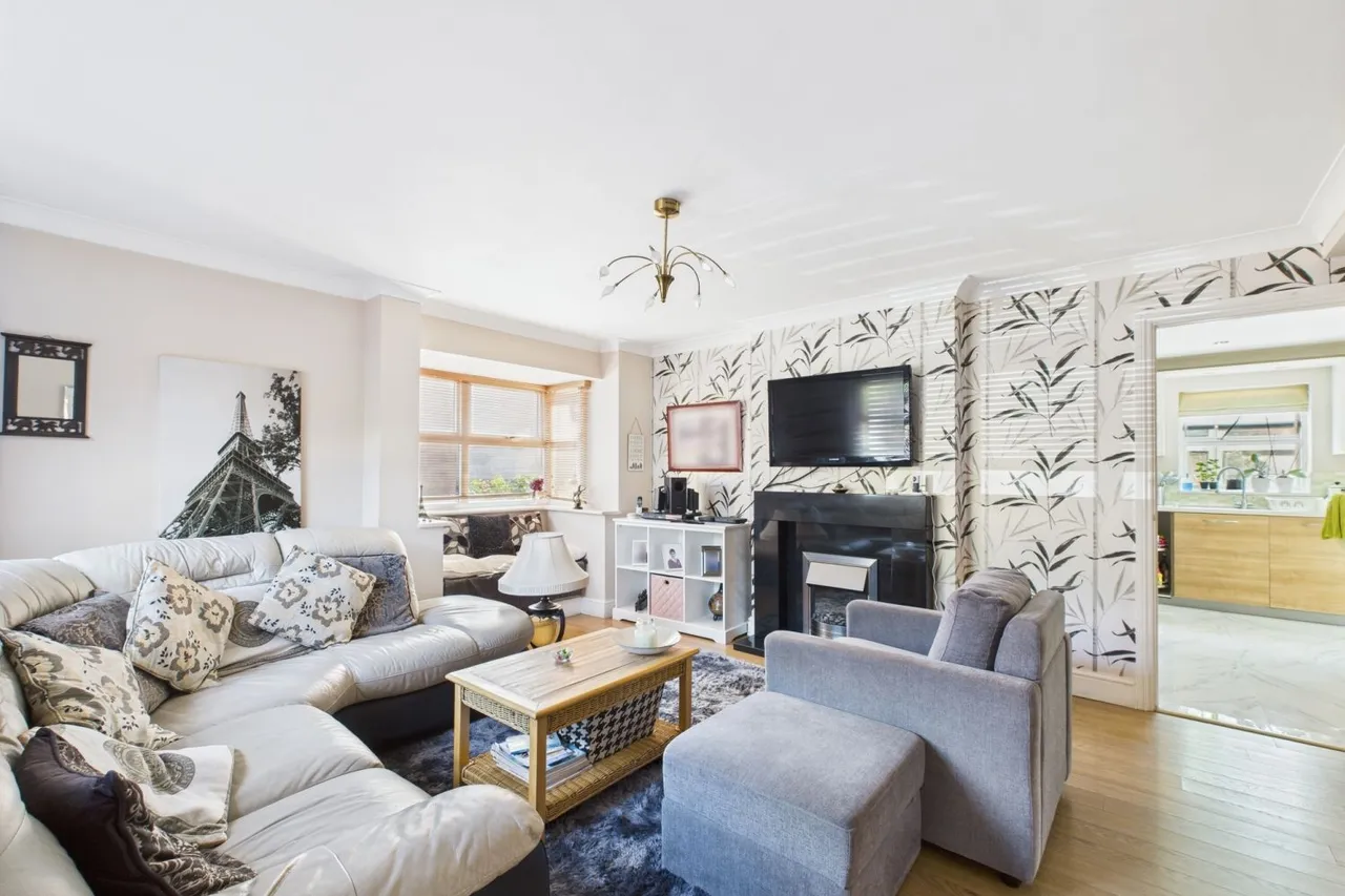 Lovent Drive, Leighton Buzzard, LU7, photo 3